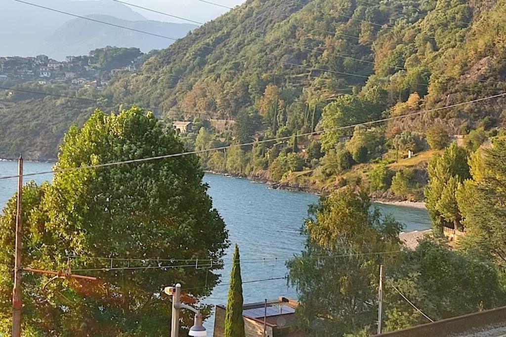 Appartamenti Regina Lake Como Dorio ภายนอก รูปภาพ
